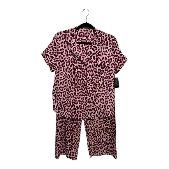 Kate Spade New York Other - Size Medium Kate Spade Women's Leopard 2-Piece Short Sleeve Capri Pajama Set